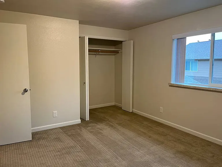 1150 Hemlock St #48 — Photo 10