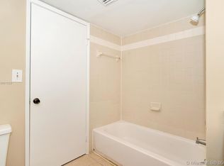 4679 NW 97th Ct #40, Doral, FL 33178
