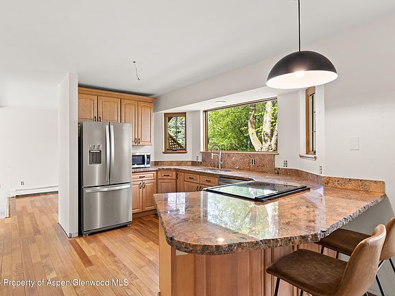 2nd image of 389 Rabbit Rd