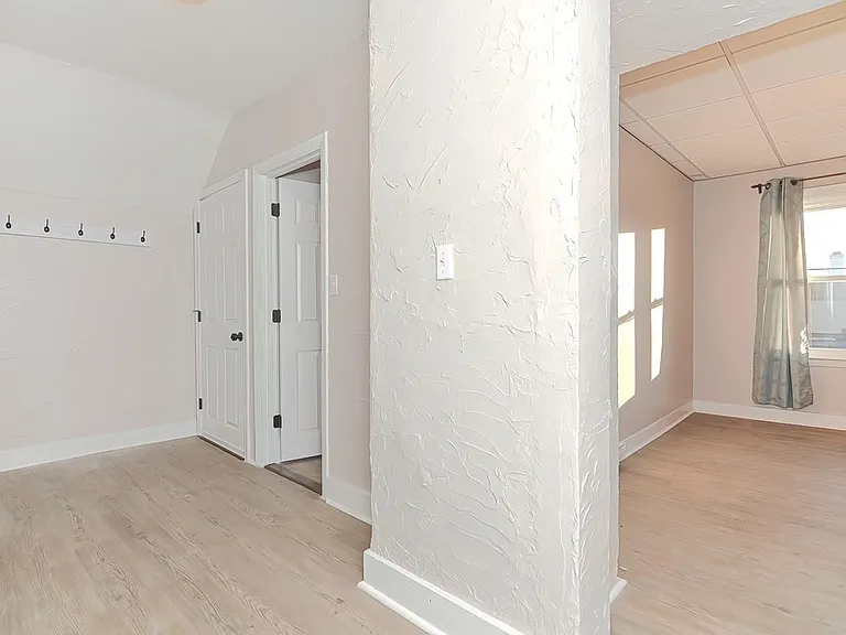 76 Holman St #2 — Photo 7