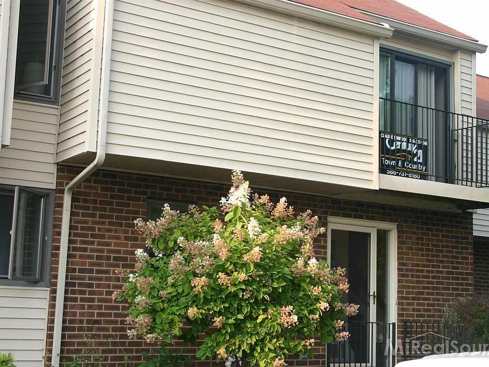 1st image of 2144 Village West Dr S