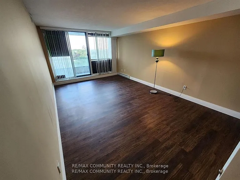 4727 Sheppard Ave E #804 — Photo 3