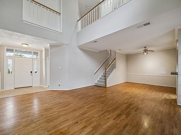 4th image of 1911 Bering Dr APT 3