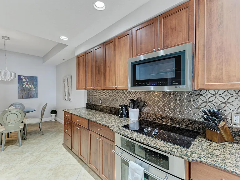 611 Riviera Dunes Way #304 — Photo 8