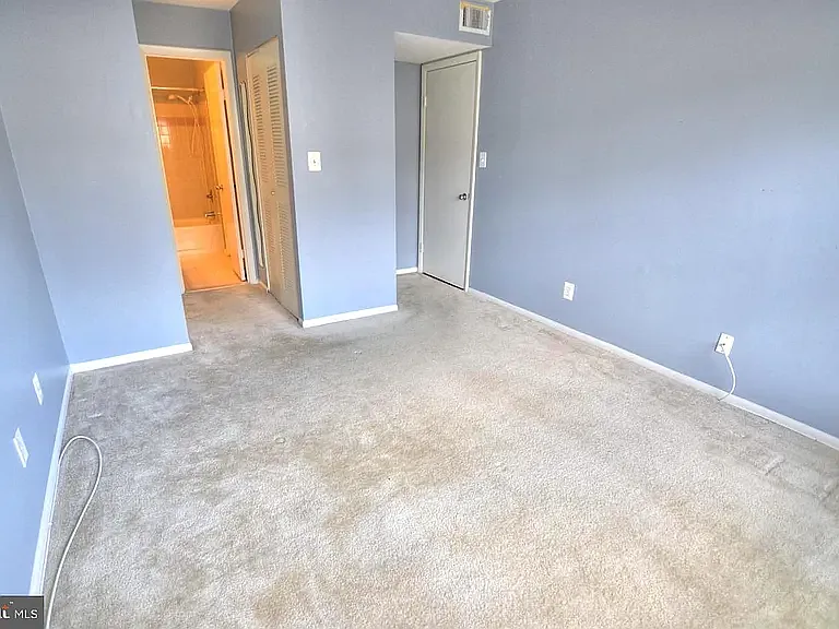 1707 Ascot Way #E — Photo 25
