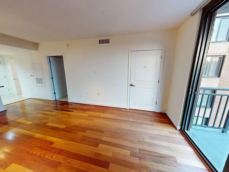 2451 Midtown Ave #1007 — Photo 2