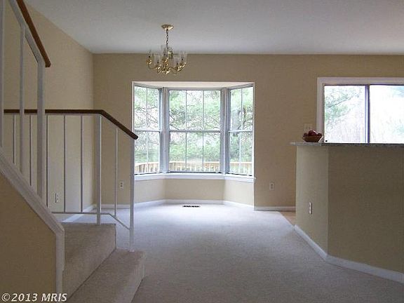 5th image of 49 Lake Park Ct #954