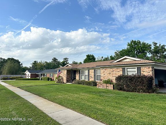 2nd image of 2279 CHABLIS Court
