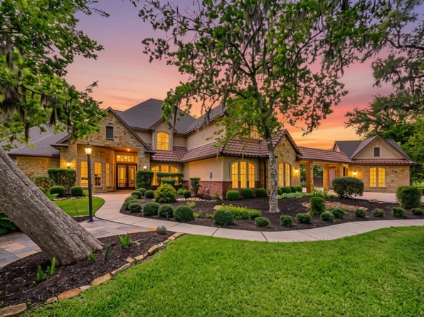 3415 Wellspring Lake Dr, Weston Lakes, TX 77441