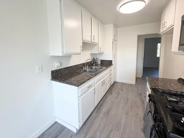 Charleston Square Gardens, 1660 W Palm Ln APT 64, Anaheim, CA 92802
