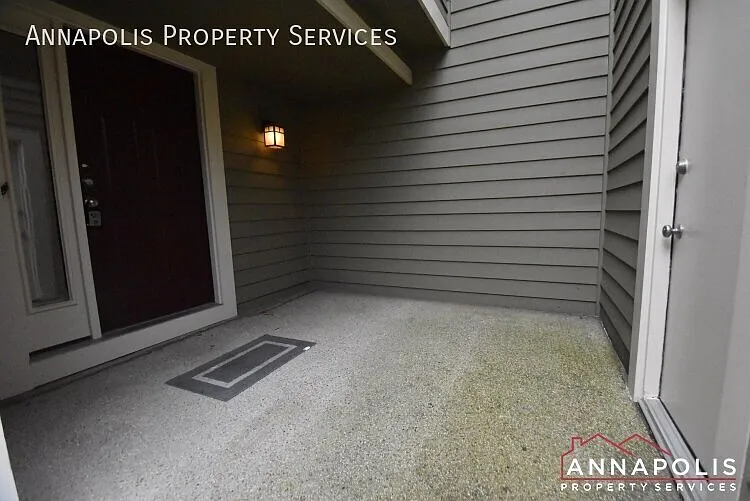 2817 pennypond lane north — Photo 3
