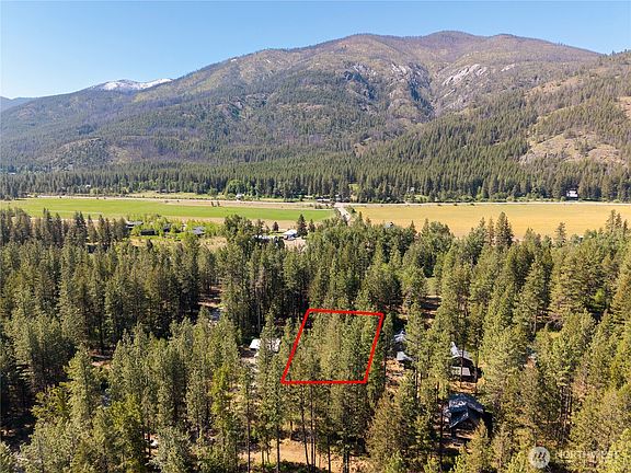 4th image of 3 Mazama Bridge Road