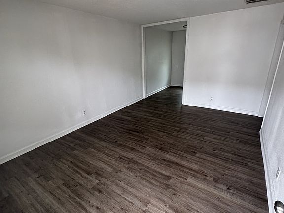 2nd image of 816 S Water St #C