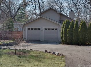 138 N Wood Dale Rd, Wood Dale, IL 60191