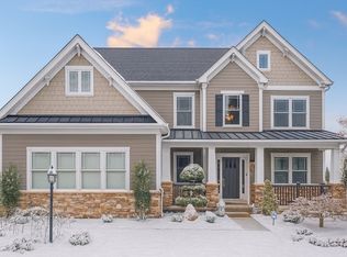 719 Jonagold Dr N, Canonsburg, PA 15317