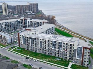 101 Shoreview Pl #412, Hamilton, ON L8E 0K2