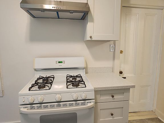 3rd image of 2530-2532 California St