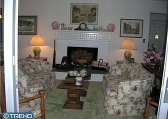 5th image of 2839 W Oakland Dr