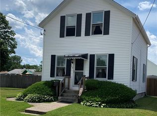 109 Lincoln Ave, Pawtucket, RI 02861