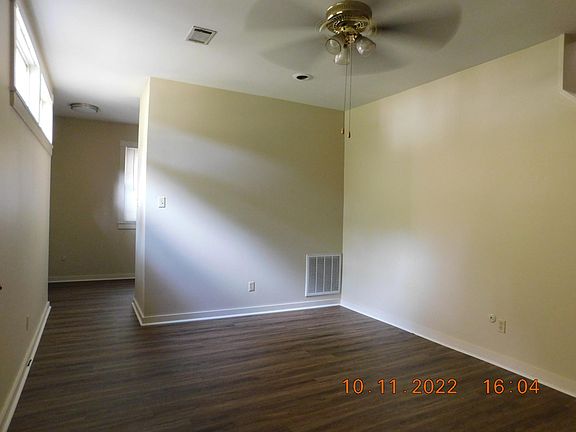 3rd image of 512 E 9th St APT 3