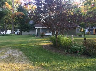 132 Quail Ct, Cadillac, MI 49601