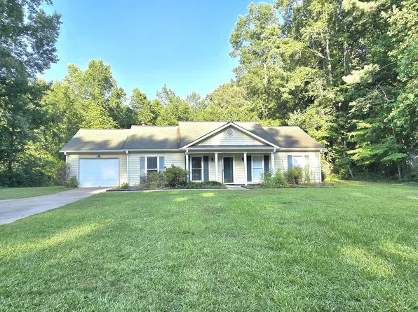70 Covey Trl, Newnan, GA 30265