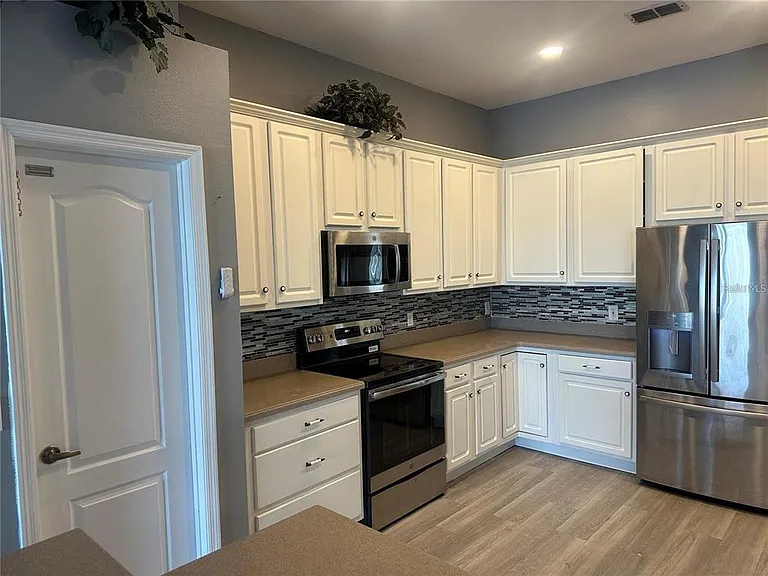 908 Spring Island Way — Photo 8