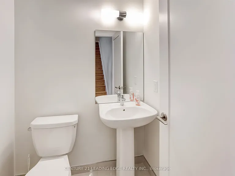 1180 Cawthra Rd #106 — Photo 11