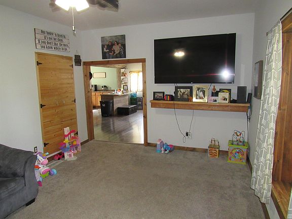 2nd image of 210 N Doane Ave