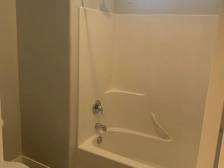 90 W Silver Springs Dr — Photo 8