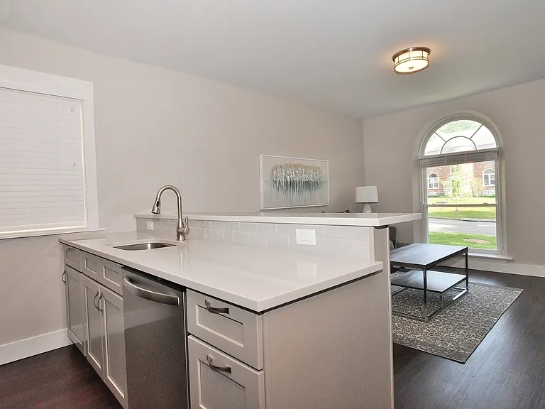 6625 Alamo Ave — Photo 5