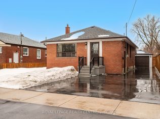 8 Davick Dr, Toronto, ON M8W2C9