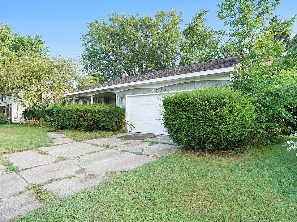 1st image of 5738 Pineknoll Ct SE