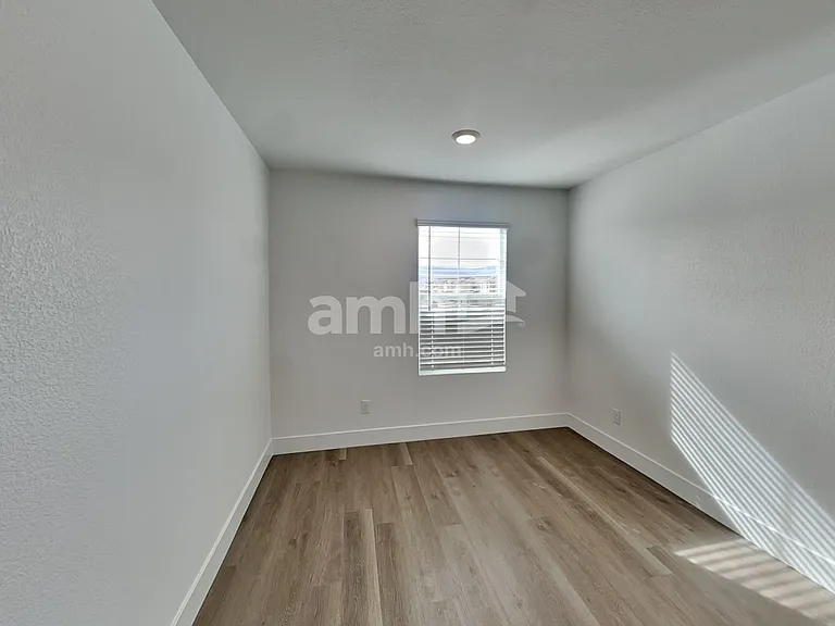 5826 Iron Islands St — Photo 22
