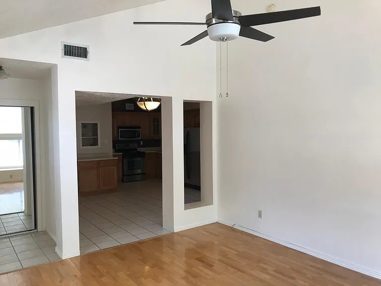 1944 Panza Dr SW — Photo 14