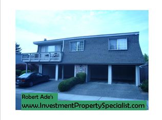14318 NE 7th Pl, Bellevue, WA 98007