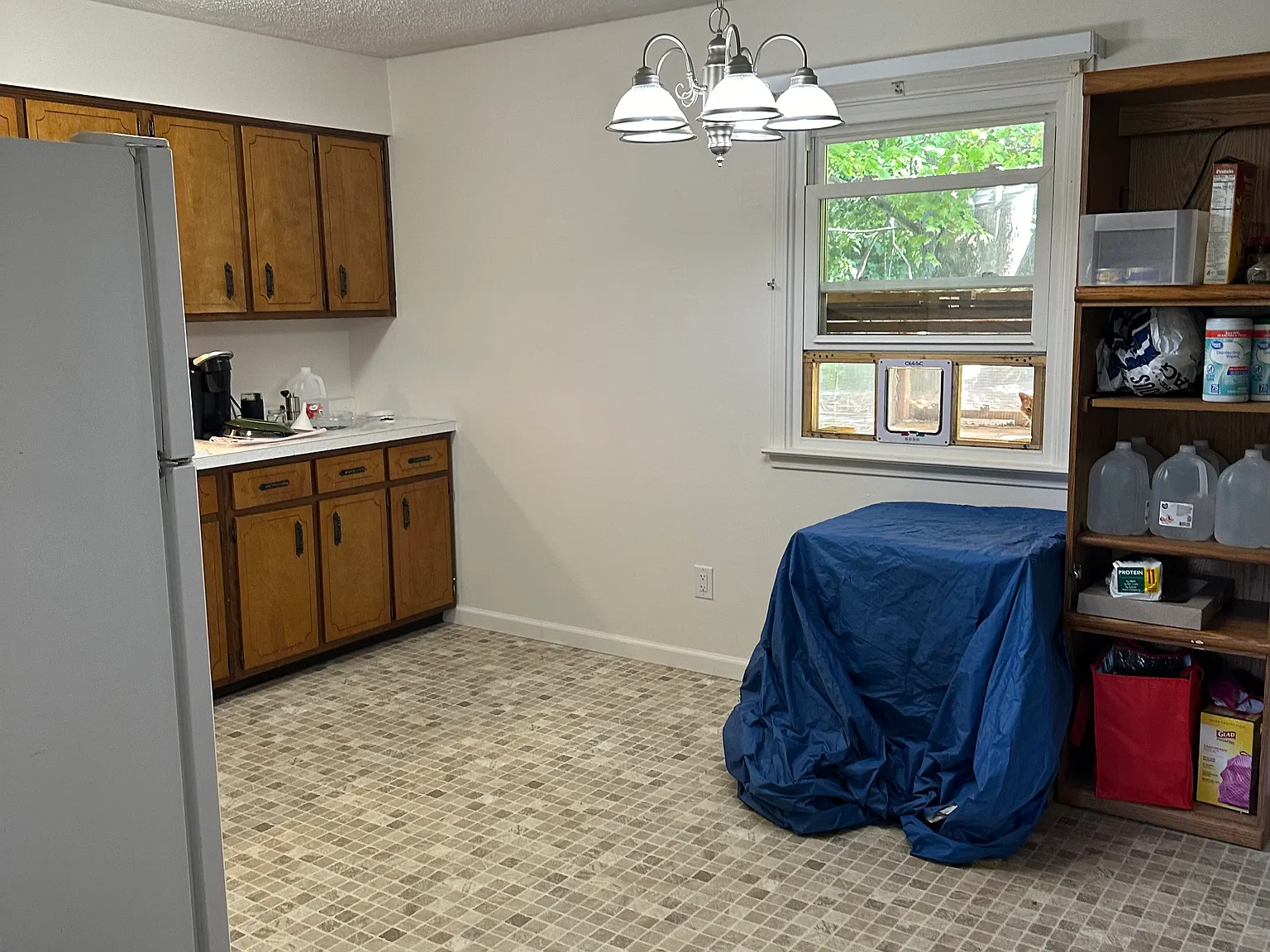 2 bed, 825 sqft, $1,400 — Photo 3