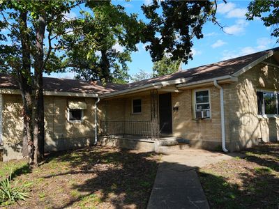 902 N 9th St, Rogers, AR, 72756