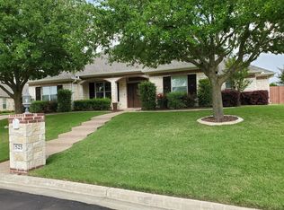 525 Sienna Bend Trl, Mc Gregor, TX 76657