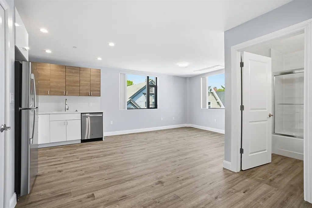 1 bed, 1.0 bath, 538 sqft, $2,925 — Photo 4