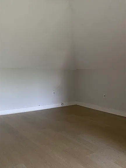 5 Blaine Ave #2 — Photo 6