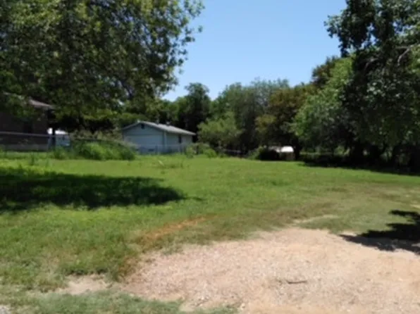 912 Block St LOT 8, Floresville, TX 78114