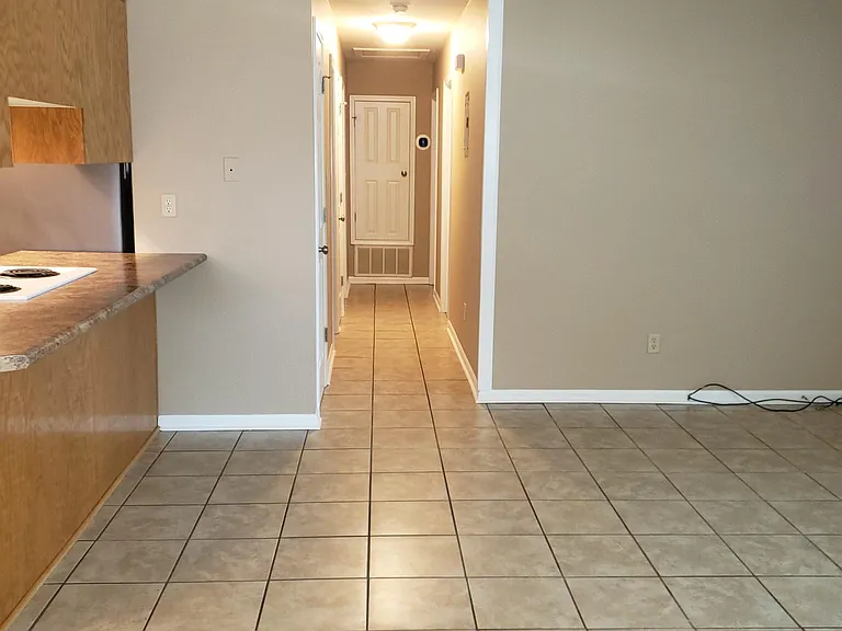 10676 Heatherwood Dr — Photo 6