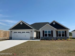 759 Regiment Rd, Jacksonville, NC 28546