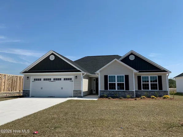 759 Regiment Road, Jacksonville, NC 28546