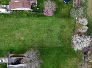 Ellesmere Ave NW, North Canton, OH