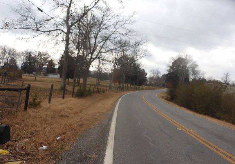 2nd image of 7687 S Highway 341