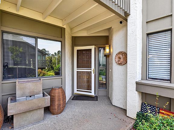 2nd image of 8461 Traminer Ct
