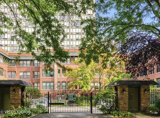 5323 N Kenmore Ave #1, Chicago, IL 60640