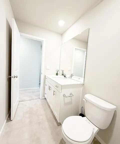 1561 SW Fielder Pl — Photo 18